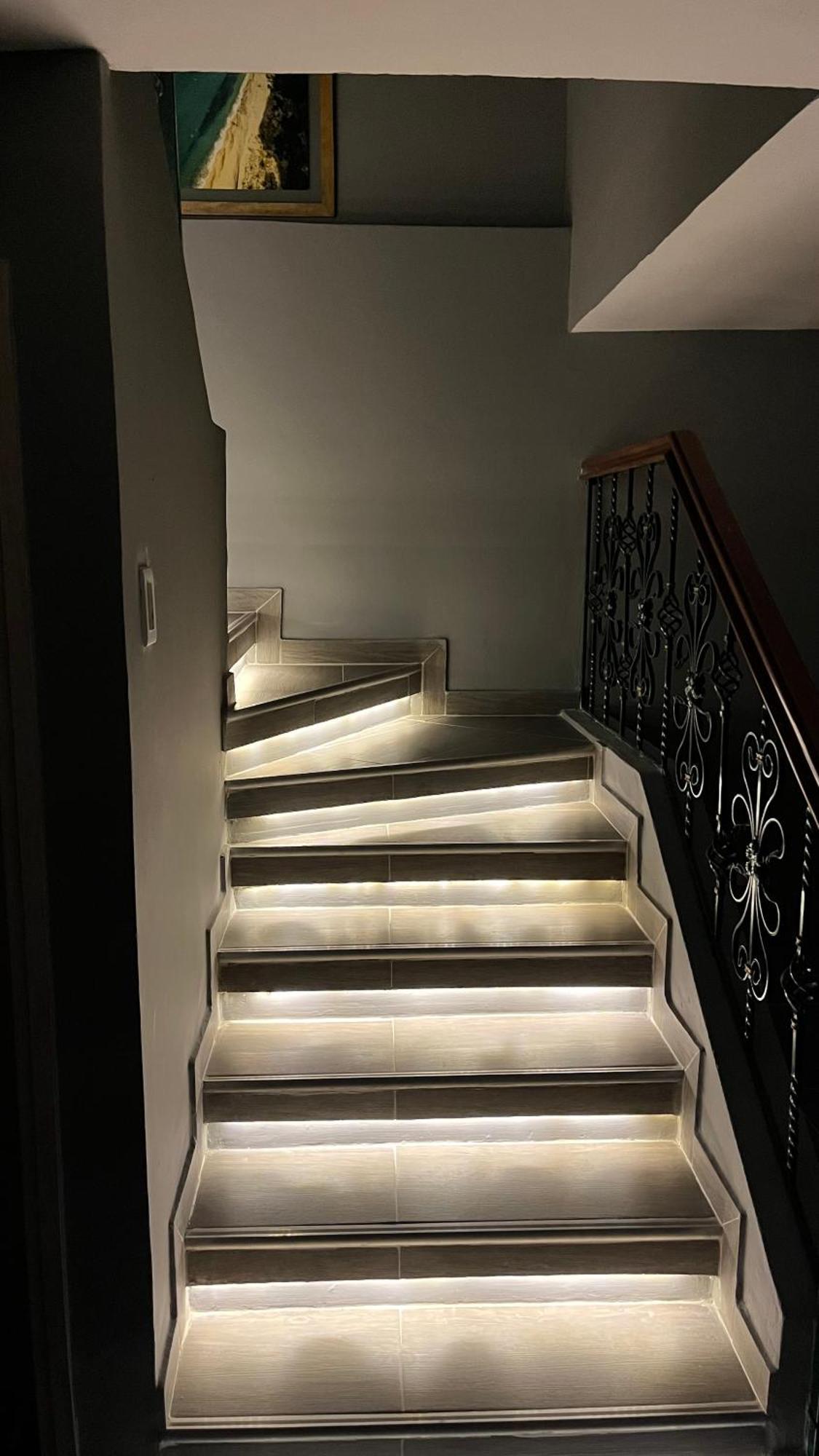 Sacramento Hotel Gaira ภายนอก รูปภาพ